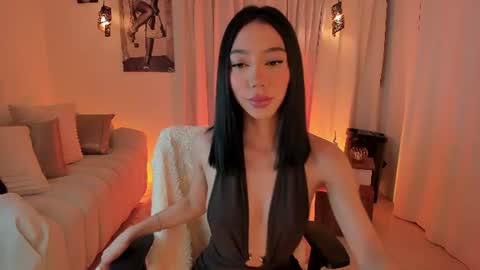 Snapshot of isabellalux_ chatting on 22, 6, 2026 ISABELLA online show from 22, 6, 2026