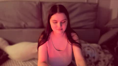 Isabella online show from 1, 10, 2025