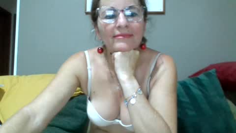 isabella online show from 22, 6, 2026