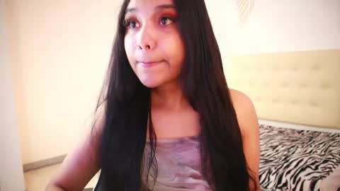   online show from 22, 11, 2025