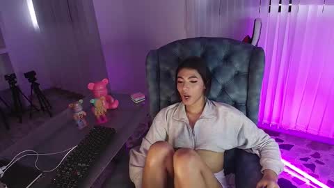 Isa online show from 5, 1, 2025