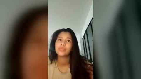 isabelllamoon online show from 28, 6, 2026