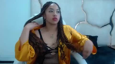 isabellrodriguez18 online show from 22, 1, 2025