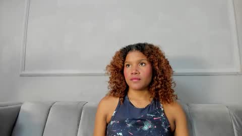Snapshot of isabellsmmith chatting on 8, 3, 2025 Isabellsmmith online show from 8, 3, 2025