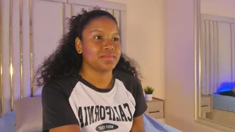 Snapshot of isabellsmmith chatting on 15, 10, 2025 Isabellsmmith online show from 15, 10, 2025