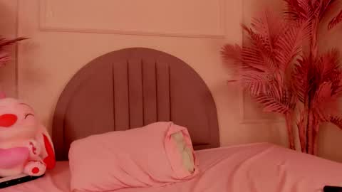 Snapshot of isabellsmmith chatting on 23, 10, 2025 Isabellsmmith online show from 23, 10, 2025