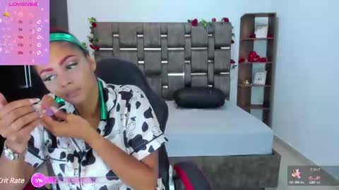 Snapshot of isabelreyes_ chatting on 12, 2, 2025 Hi mi name is Isabel online show from 12, 2, 2025