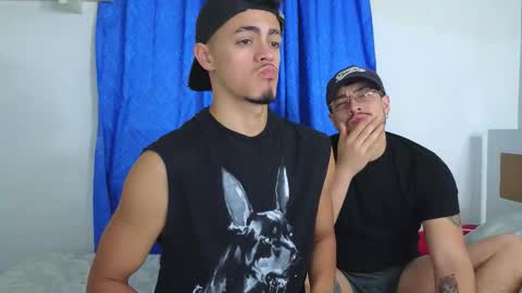 Snapshot of isaiashunt_ chatting on 8, 11, 2025 isais hunt online show from 8, 11, 2025