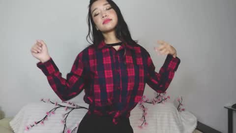Snapshot of isauraangeletti chatting on 18, 10, 2025 Selina online show from 18, 10, 2025