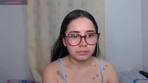 Snapshot of isemma chatting on 11, 12, 2024 Emma online show from 11, 12, 2024