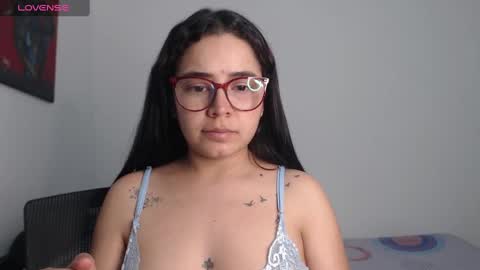 Snapshot of isemma chatting on 27, 12, 2024 Emma online show from 27, 12, 2024