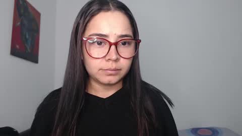 Snapshot of isemma chatting on 4, 1, 2025 Emma online show from 4, 1, 2025