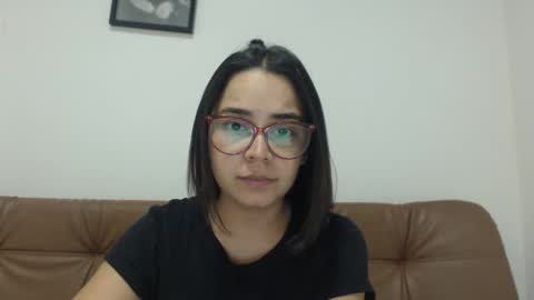 Snapshot of isemma chatting on 18, 9, 2025 Emma online show from 18, 9, 2025