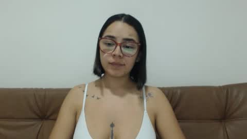 Snapshot of isemma chatting on 15, 10, 2025 Emma online show from 15, 10, 2025