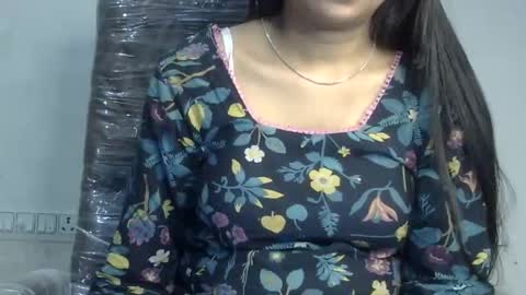 ishika_ishu online show from 1, 11, 2025