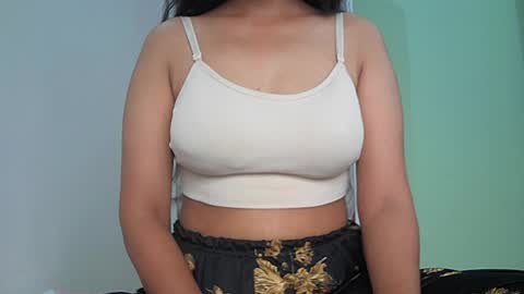 ishika_singh_ online show from 2, 7, 2026