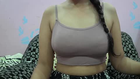 ishika_singh_ online show from 27, 7, 2026