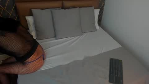 isidel79 online show from 22, 12, 2025