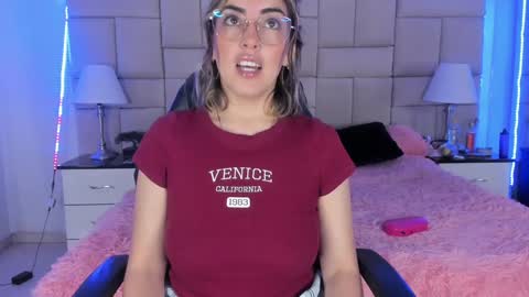 Snapshot of isis_loveyes_ chatting on 7, 12, 2024 Pauli online show from 7, 12, 2024