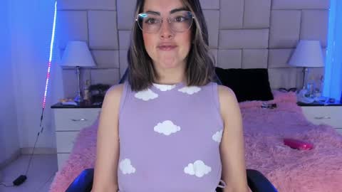 Snapshot of isis_loveyes_ chatting on 11, 12, 2024 Pauli online show from 11, 12, 2024