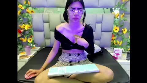 Snapshot of isisrousexx chatting on 25, 2, 2025 isisrousexx online show from 25, 2, 2025