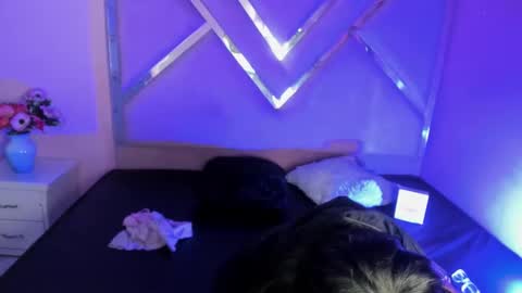 isisrousexx online show from 2, 3, 2025