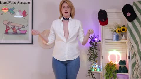 Lou  Peaches online show from 9, 4, 2026