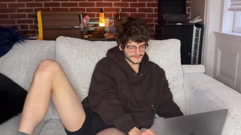 isocialmedia online show from 3, 2, 2026