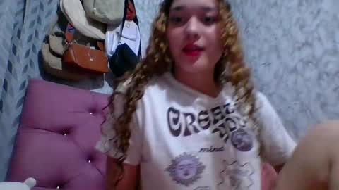 Snapshot of issa30213 chatting on 28, 2, 2025 Issa online show from 28, 2, 2025