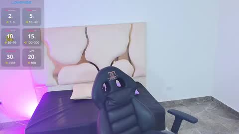 Snapshot of issa_tay1 chatting on 8, 3, 2025 Issa online show from 8, 3, 2025