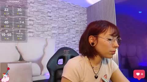 Snapshot of issa_tay1 chatting on 20, 10, 2025 Issa online show from 20, 10, 2025