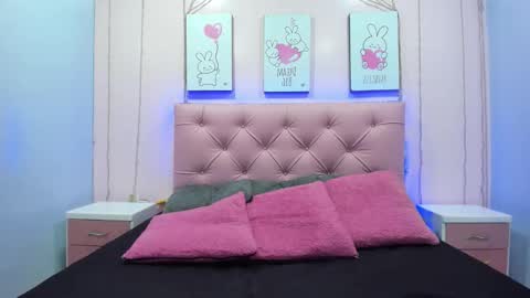 Snapshot of issaa_tyler chatting on 16, 10, 2025 Issa online show from 16, 10, 2025