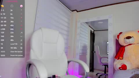 Snapshot of issabellarodriguez chatting on 22, 9, 2025 Isa online show from 22, 9, 2025