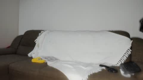 Snapshot of issabelle_69 chatting on 4, 1, 2025 Issabelle online show from 4, 1, 2025