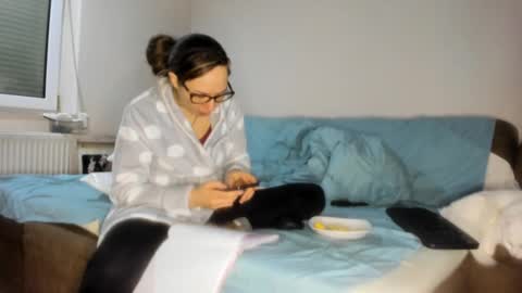 Snapshot of issabelle_69 chatting on 25, 2, 2025 Issabelle online show from 25, 2, 2025