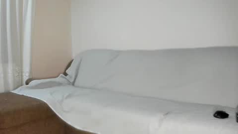 Snapshot of issabelle_69 chatting on 3, 10, 2025 Issabelle online show from 3, 10, 2025