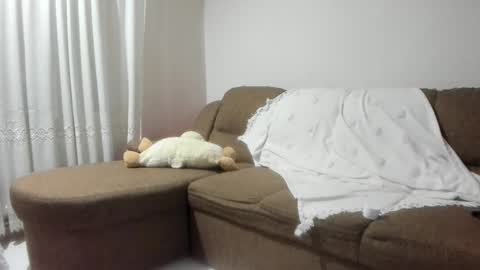 Snapshot of issabelle_69 chatting on 12, 11, 2025 Issabelle online show from 12, 11, 2025