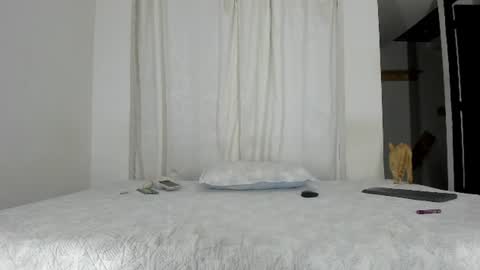 Isabella  online show from 16, 6, 2026