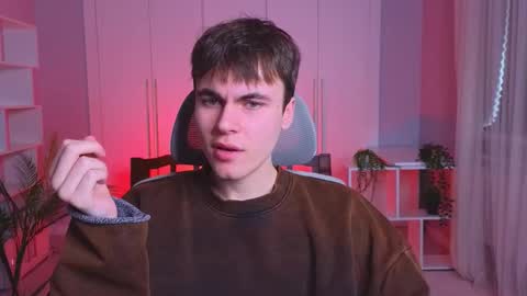 Maks online show from 1, 2, 2025