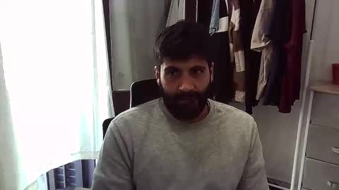 italianboybcn online show from 3, 11, 2025