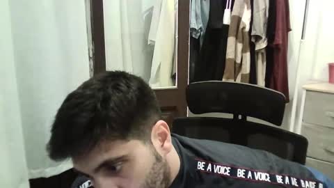 italianboybcn online show from 6, 11, 2025