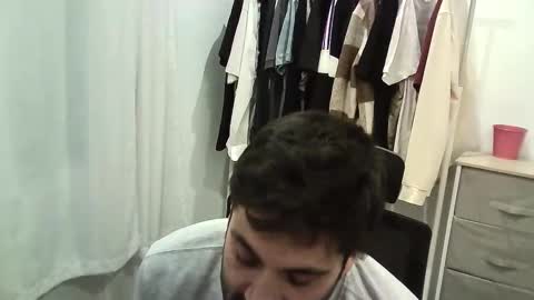 italianboybcn online show from 26, 11, 2025