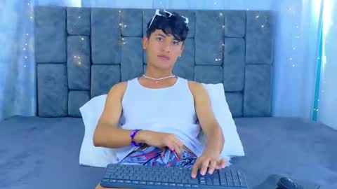 Snapshot of ithan_kingtwin chatting on 10, 5, 2026 ithan_kingtwin online show from 10, 5, 2026
