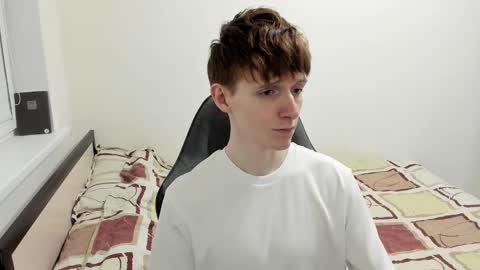 Snapshot of ithan_red chatting on 2, 3, 2025 Ethan online show from 2, 3, 2025