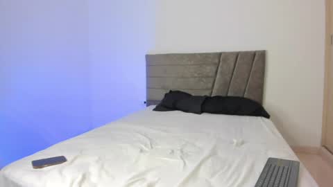 Ithan and Friends online show from 12, 4, 2026