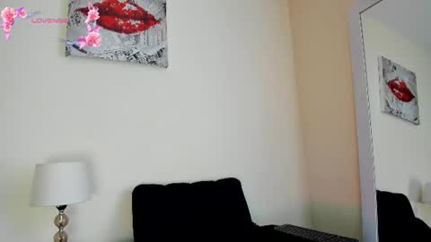Snapshot of its__angelica_ chatting on 8, 7, 2026 Angelica online show from 8, 7, 2026