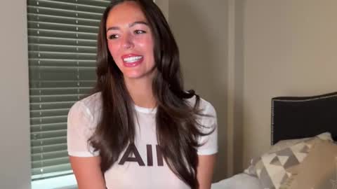 Snapshot of its_laurensworld chatting on 3, 10, 2025 BondageYogaPrincess online show from 3, 10, 2025