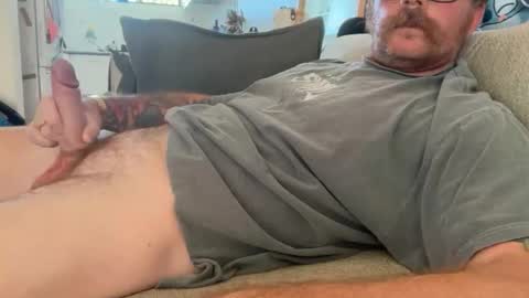 its_leo_hunter online show from 8, 4, 2026