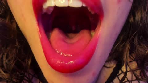 Snapshot of its_marie chatting on 9, 1, 2025 Maria online show from 9, 1, 2025