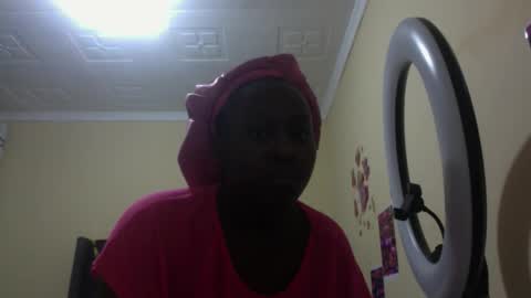 Snapshot of its_sweet chatting on 1, 11, 2025 BigAss horny online show from 1, 11, 2025